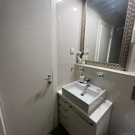 Apartamento Deluxe Newsky With Terrace Belgrado