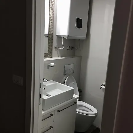 Deluxe Newsky With Terrace